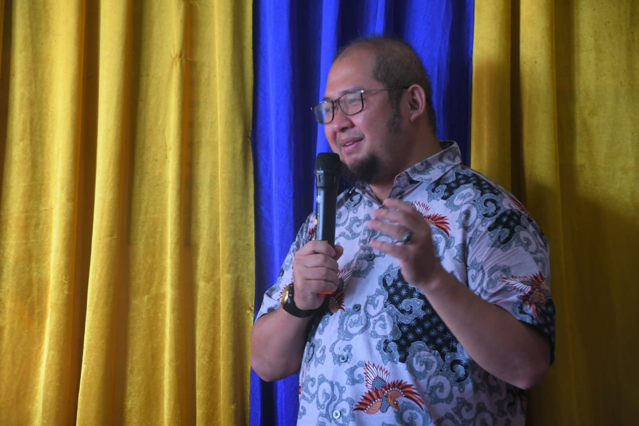 MANEJER MARKETING UT PONTIANAK